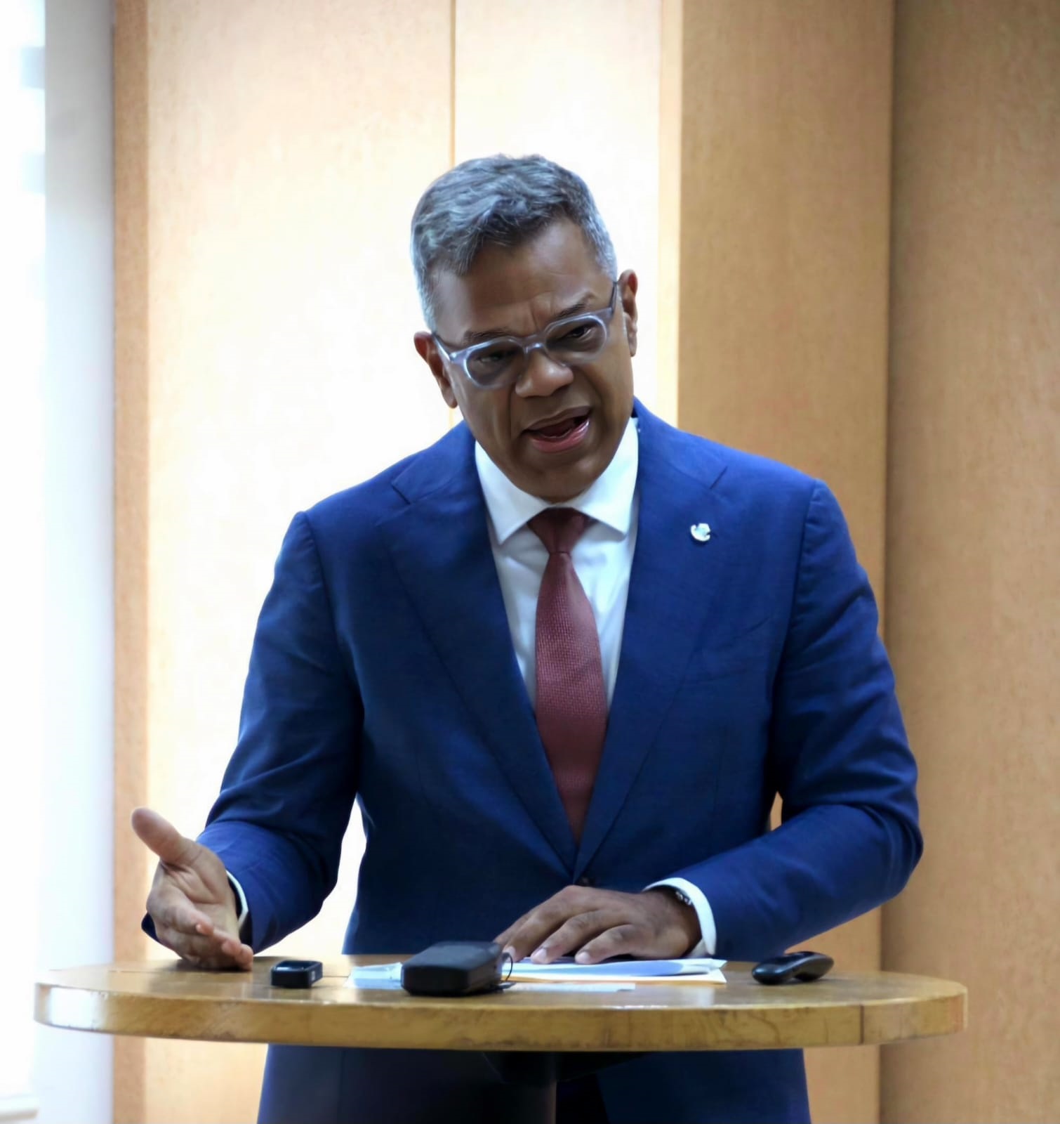 Premier Sint-Maarten betreurt ‘geroddel en speculaties’