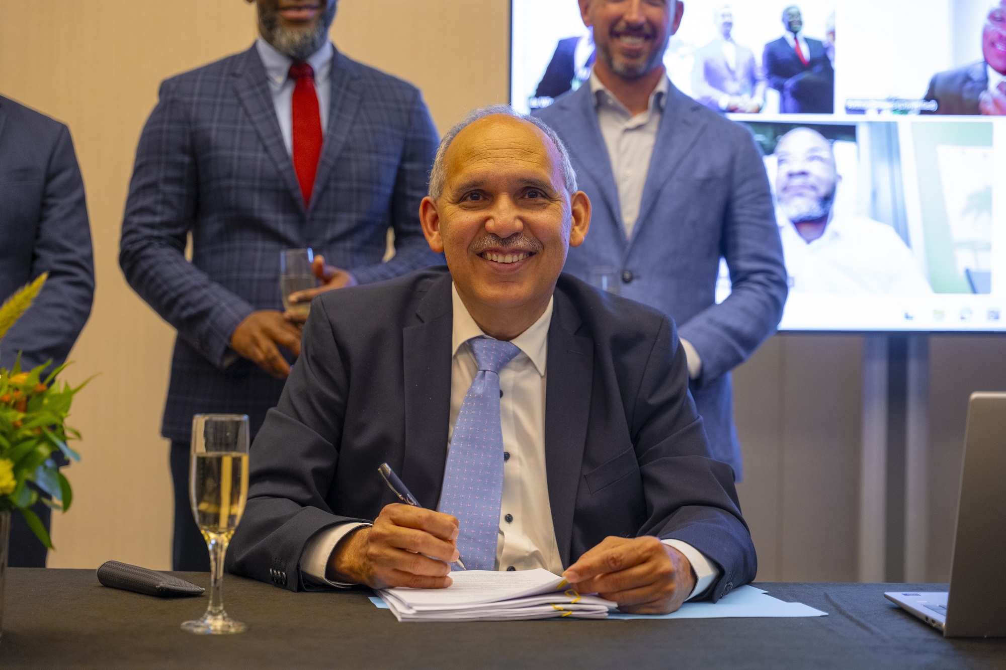 Akkoord ondertekend voor installatie en exploitatie van onderzeese kabel CELIA