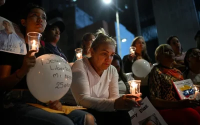 Tientallen Venezolanen houden wake voor politieke gevangenen
