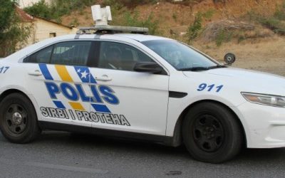 Politie verricht twee gerechtelijke invallen met aanhouding voor overtreding van de drugswet