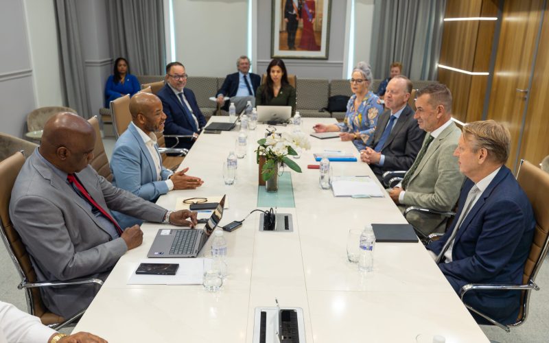 Vice-premier Silvania informeert staatssecretaris over beleid Curaçao rond voedselzekerheid
