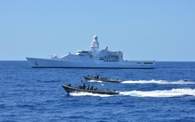 Zr.Ms. Friesland onderschept ruim 300 kilo cocaïne