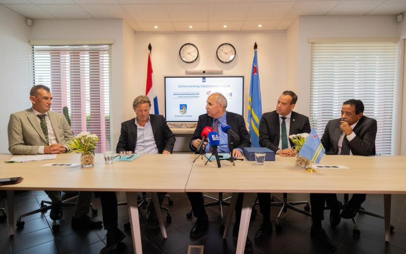 Aansluiting Bonaire op nieuwe onderzeese datakabel