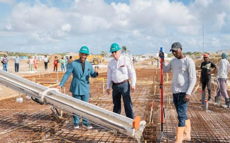 Eerste beton gestort voor Kas Amerigo Thodé