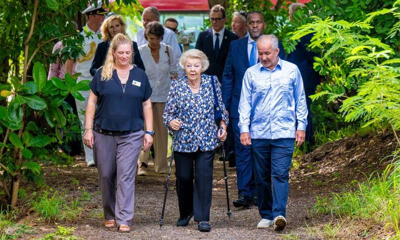 Prinses Beatrix gaat in november naar Bonaire en Sint Eustatius