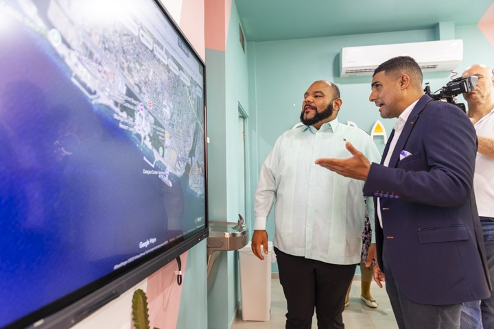 Officiële opening van Curaçao Informatiecentrum voor cruise- en verblijfstoeristen