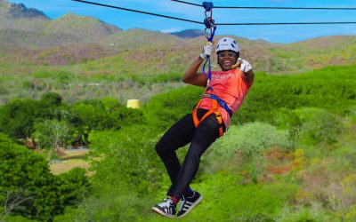 Zipline Adventures Curaçao opent deze maand officieel haar ‘heuveltop-zipline’