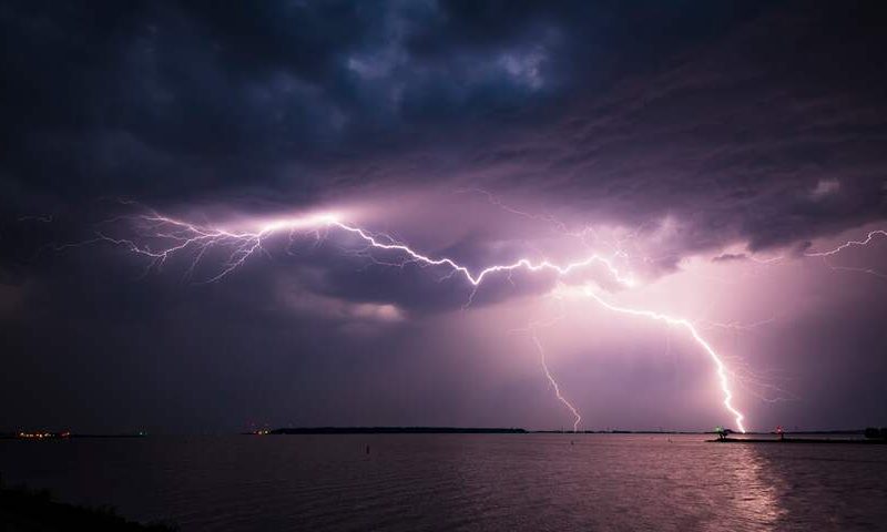 Meteo: Kans op buien en onweer neemt toe vanavond