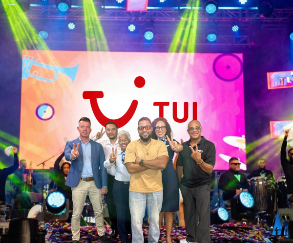 TUI kondigt tweejarige samenwerking aan met Tumbafestival
