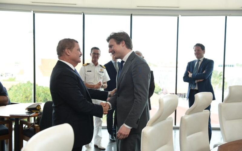 Brekelmans: Nederland staat klaar om Aruba te helpen als conflict VS-Venezuela escaleert