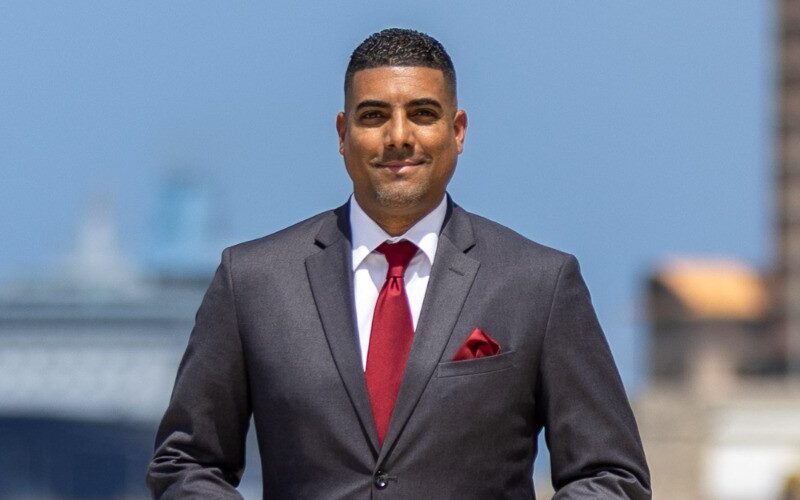 Muryad de Bruin: ‘Kom het WK voetbal dit jaar in een beach club op Curaçao kijken’