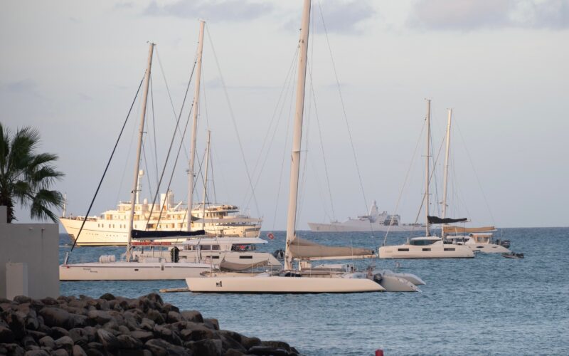 Zr. Ms. Friesland terug in Caribisch Gebied
