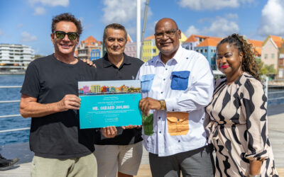Gerard Joling al 39 jaar fan van Curaçao