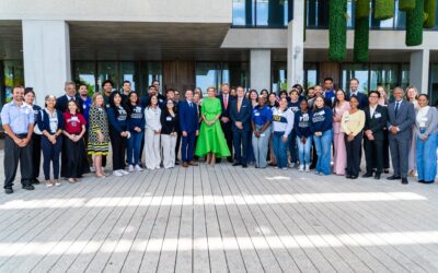 Middelhof spreekt Curaçaose studenten tijdens bezoek Miami