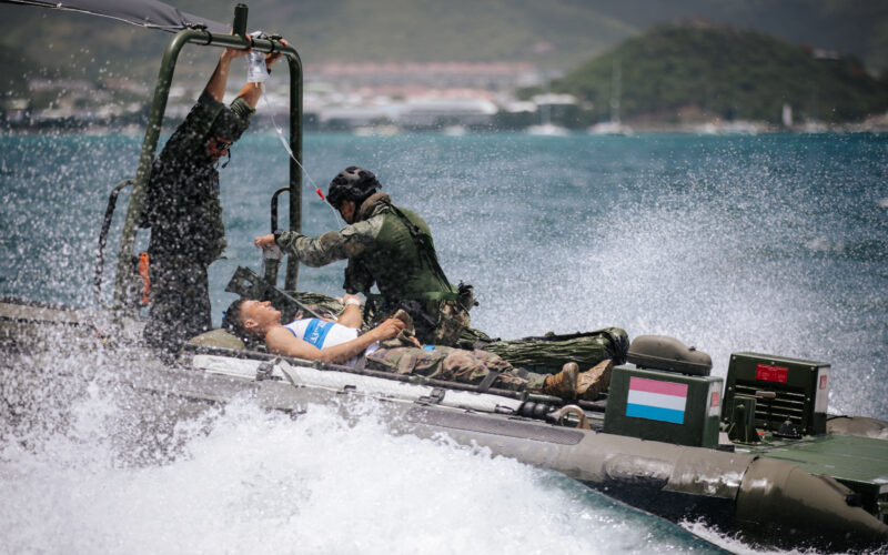 Mariniers oefenen rampenbestrijding voor orkaanseizoen