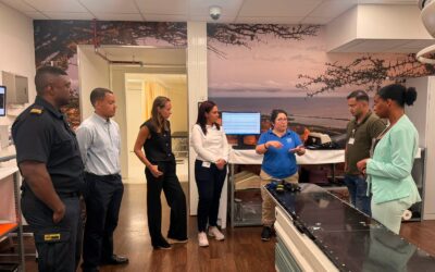 Experts bezoeken CMC voor controle en training radioactieve materialen