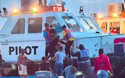 Minstens 27 doden en tientallen vermisten na kapseizen veerboot Guyana