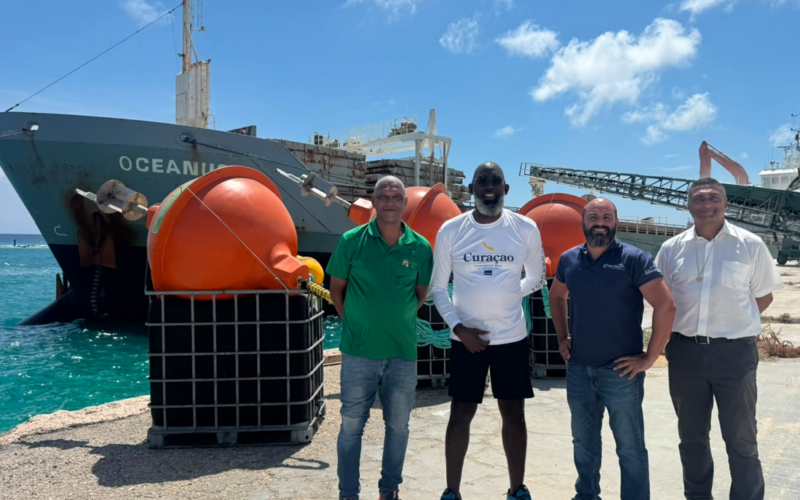 Curaçao schenkt vislokboeien aan SXM ter versterking van visserij